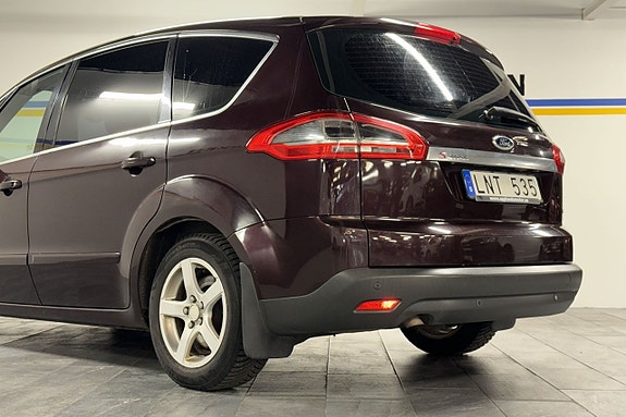 Ford S-MAX 8 of 20