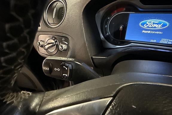Ford S-MAX 16 of 20