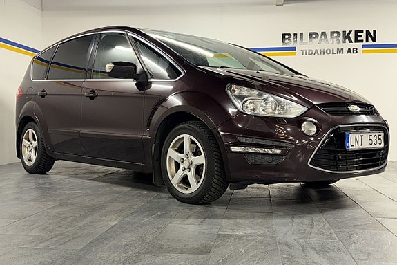 Ford S-MAX 3 of 5