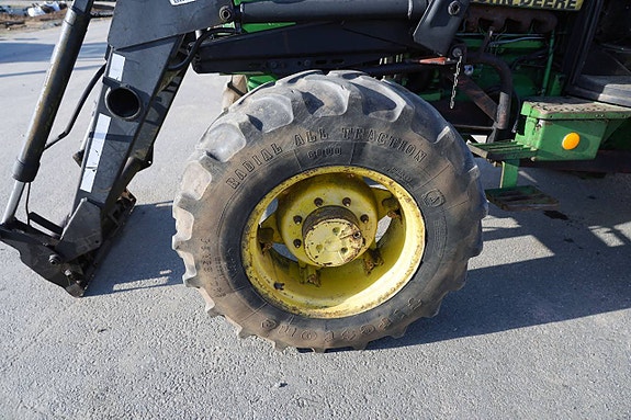 JOHN DEERE 1640 6 of 12