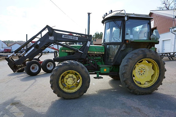 INKOMMANDE TRAKTOR JOHN DEERE 1640