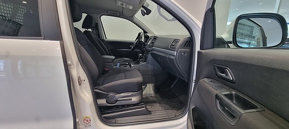 Volkswagen Amarok 9 of 11