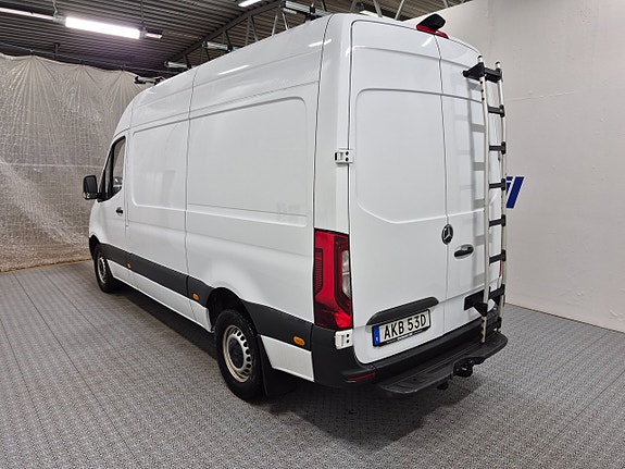 Mercedes-Benz Sprinter 317 5 of 8