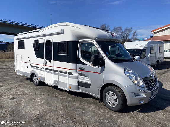 Adria MATRIX SUPREME M 687 SL / ALDE + Hydrauliska stödben mm