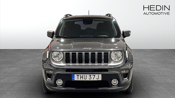 Jeep Renegade 8 of 15