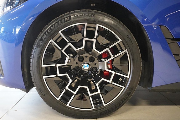 BMW i4 4 of 16