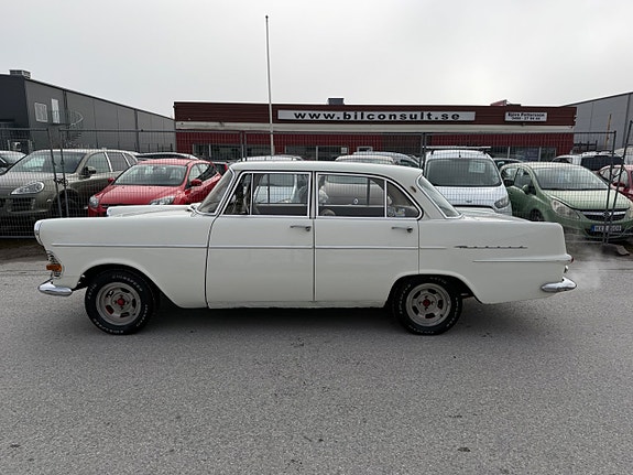 Opel Rekord 10 of 30