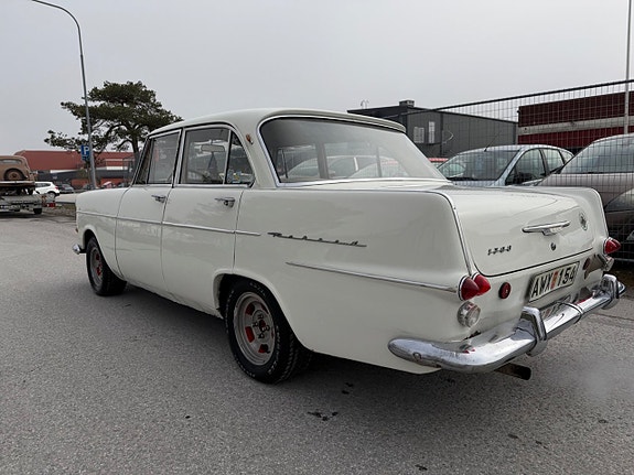 Opel Rekord 19 of 30