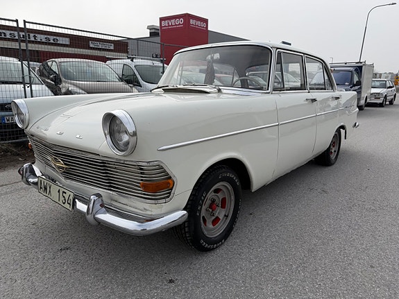 Opel Rekord 8 of 30