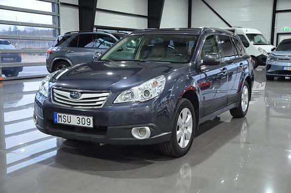 Subaru Outback 3 of 5