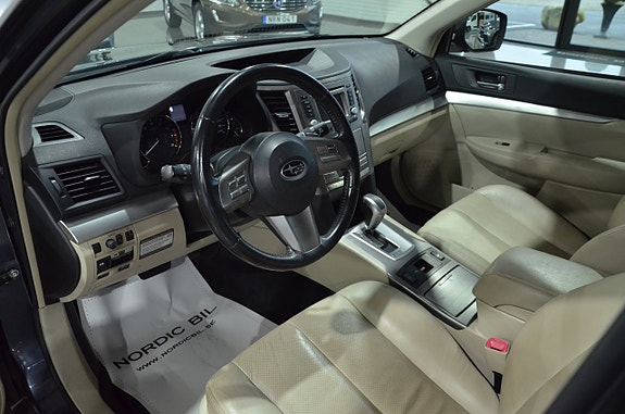 Subaru Outback 11 of 20