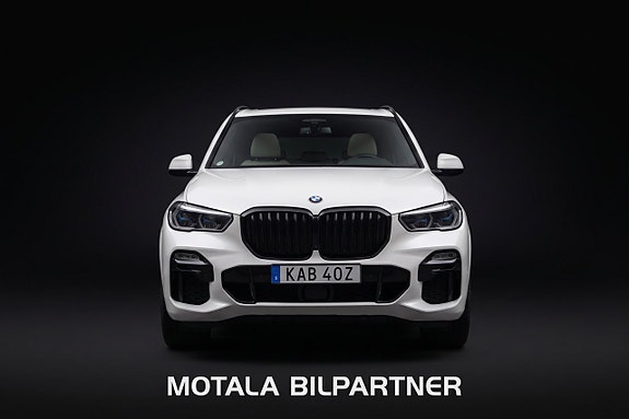 BMW X5 2 of 5