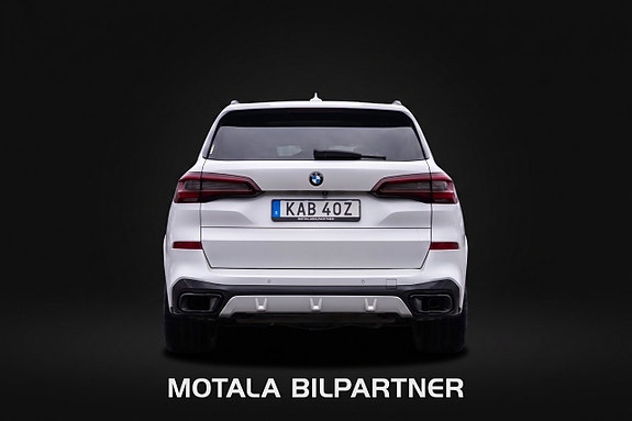 BMW X5 4 of 5