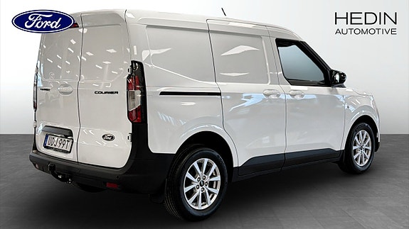 Ford Courier 2 of 5