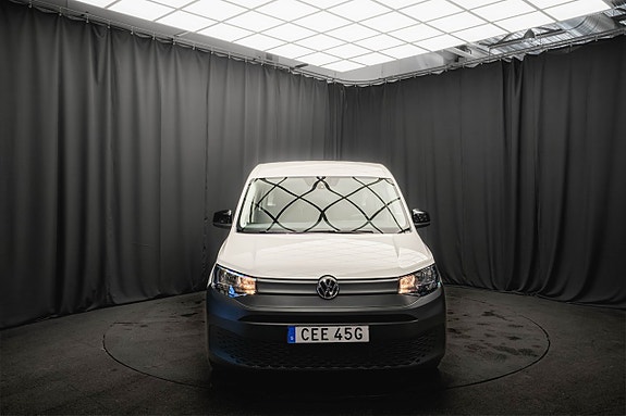 Volkswagen Caddy Maxi 3 of 5