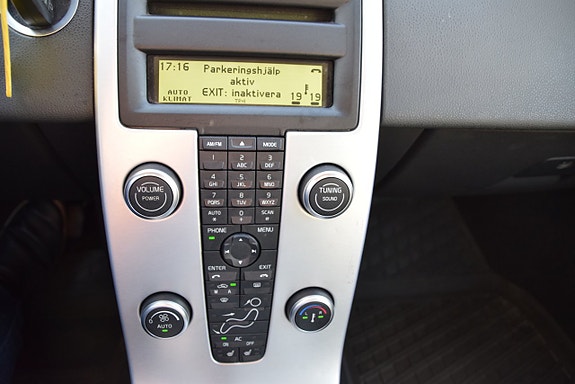 Volvo V50 12 of 22