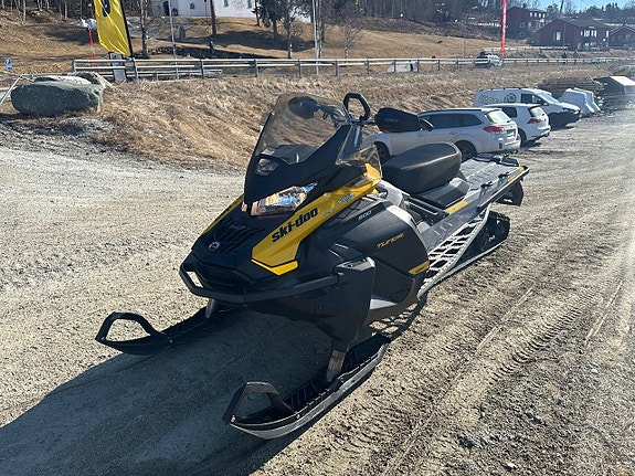 Ski-Doo Tundra LT 600 Efi 2 of 5