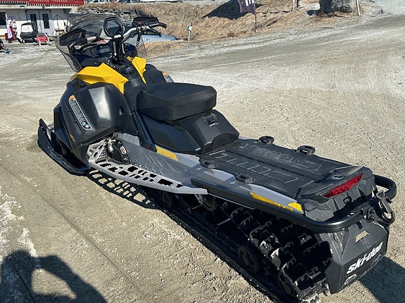 Ski-Doo Tundra LT 600 Efi 3 of 5