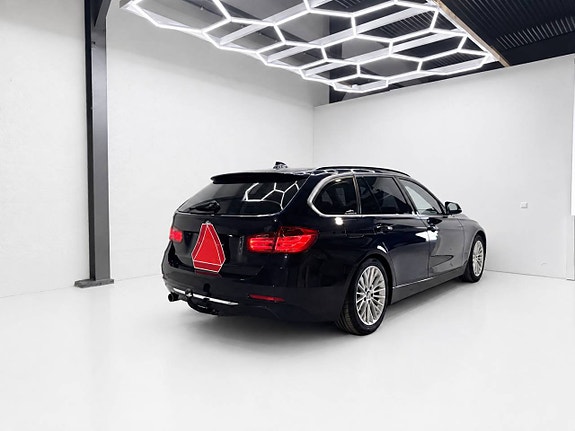 BMW F31 318d Nyregistrerad, Hemleverans 4 of 8