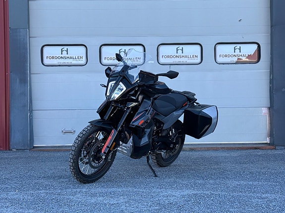 KTM 890 Adventure Nyskick/1219Mil / Väskor/1.300:-/mån Frakt -22