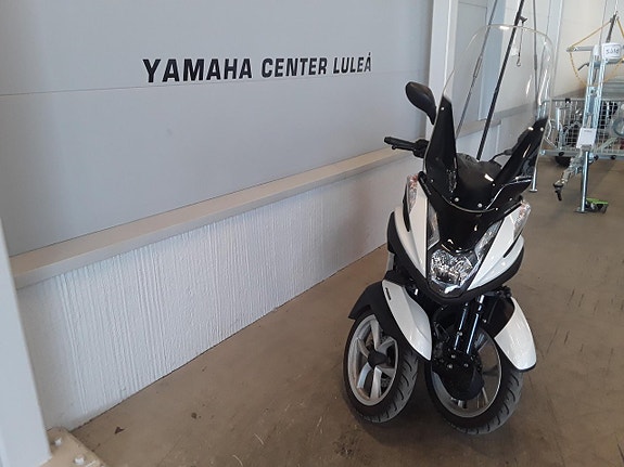Yamaha TRICITY 125 346MIL 2 of 2