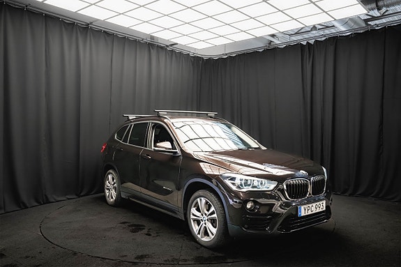 BMW X1 4 of 19