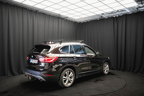 BMW X1 6 of 19