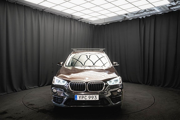 BMW X1 3 of 19