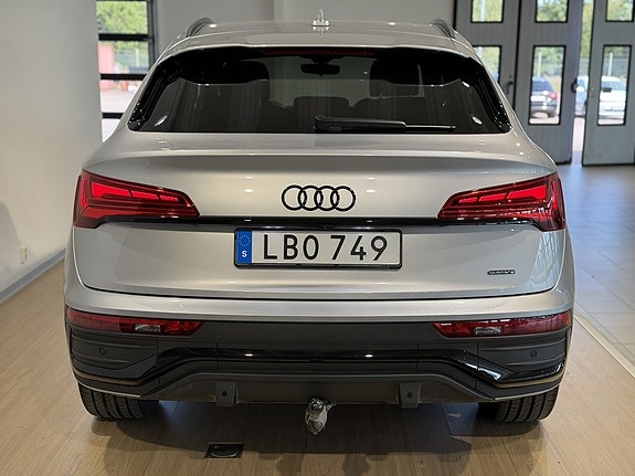 Audi Q5 6 of 22
