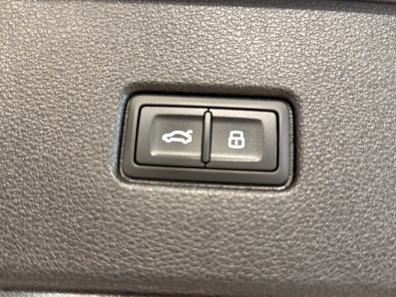 Audi Q5 9 of 22