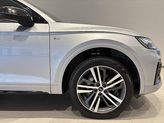 Audi Q5 4 of 27