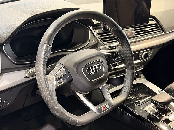 Audi Q5 12 of 22
