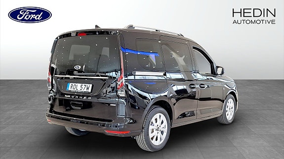 Ford Connect Tourneo 2 of 5