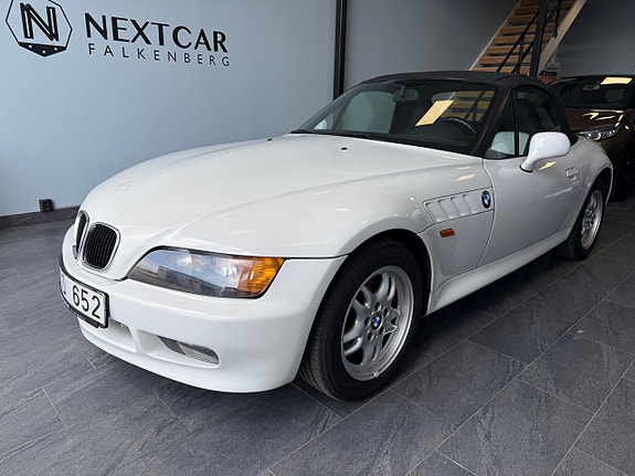 BMW Z3 2 of 5