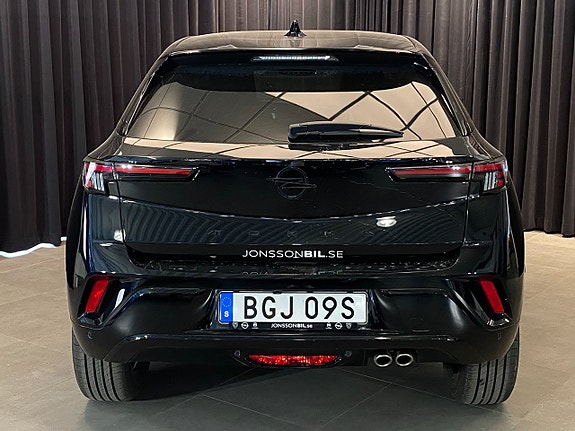 Opel Mokka 2 of 5