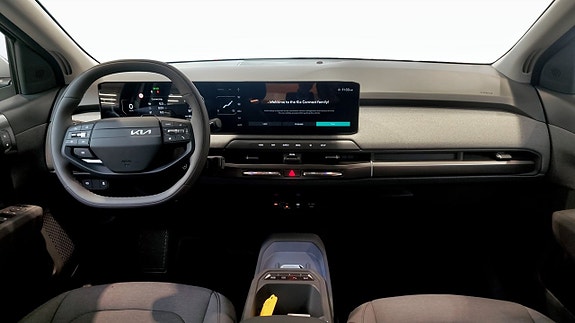 Kia EV3 4 of 12