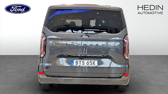 Ford Custom Tourneo 7 of 12
