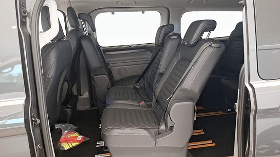 Ford Custom Tourneo 5 of 12