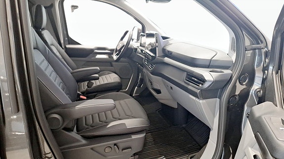 Ford Custom Tourneo 3 of 12