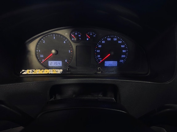 Volkswagen Transporter 12 of 17