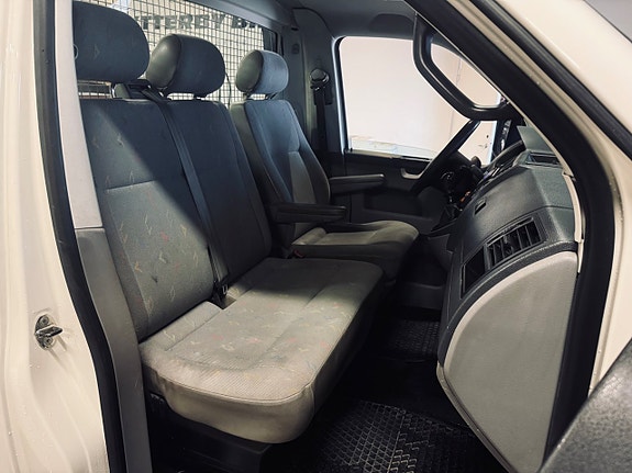 Volkswagen Transporter 16 of 17