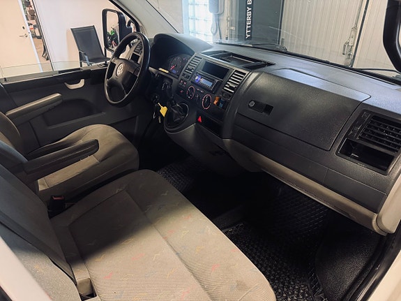 Volkswagen Transporter 17 of 17