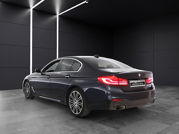 BMW 540i 6 of 23