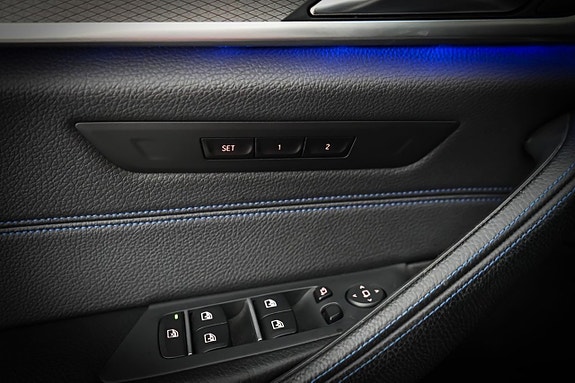 BMW 540i 18 of 23