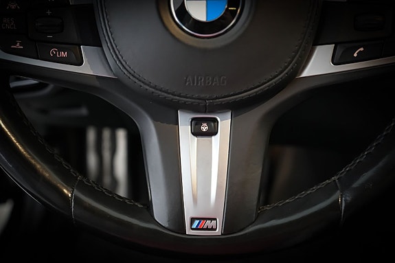 BMW 540i 13 of 23