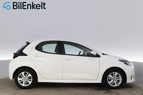 Toyota Yaris 2 of 28