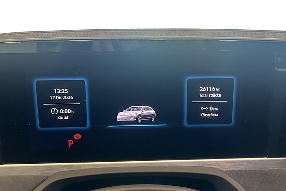 Volkswagen Passat 27 of 30