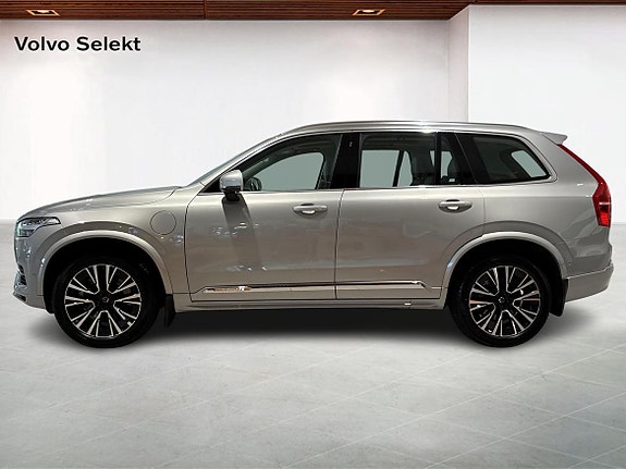 Volvo XC90 3 of 15