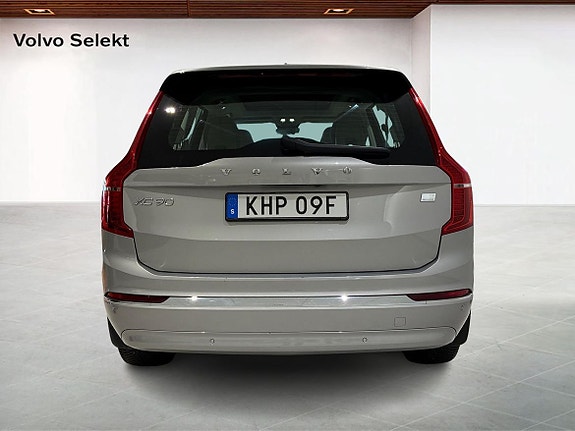 Volvo XC90 7 of 15