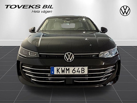 Volkswagen Passat 4 of 5